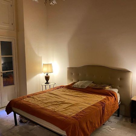 Renovated Apartment With 3 Bedrooms In An Historic Palazzo Between Port And Old Town Livorno Exteriér fotografie