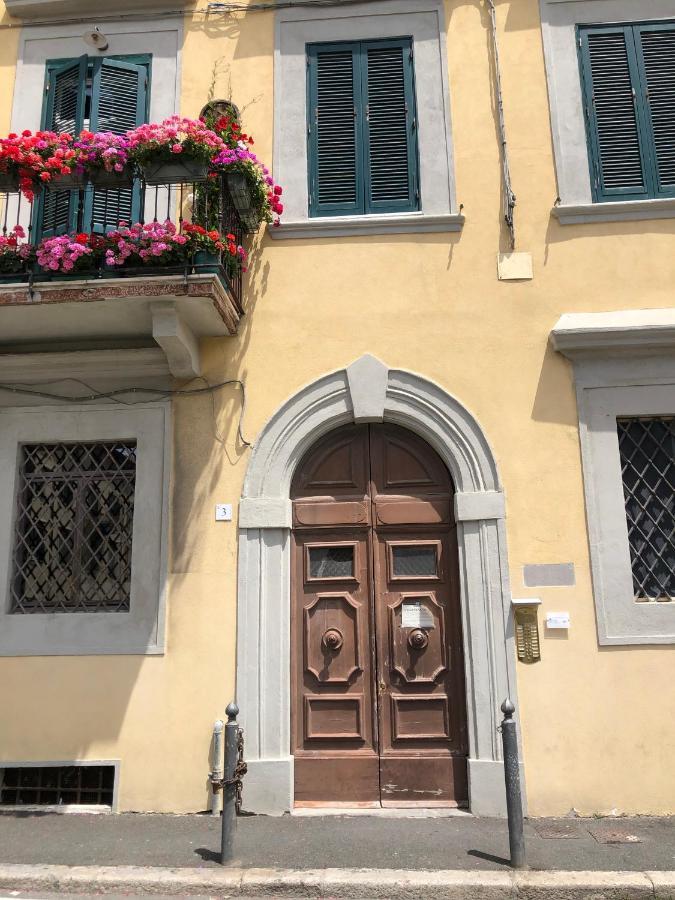 Renovated Apartment With 3 Bedrooms In An Historic Palazzo Between Port And Old Town Livorno Exteriér fotografie