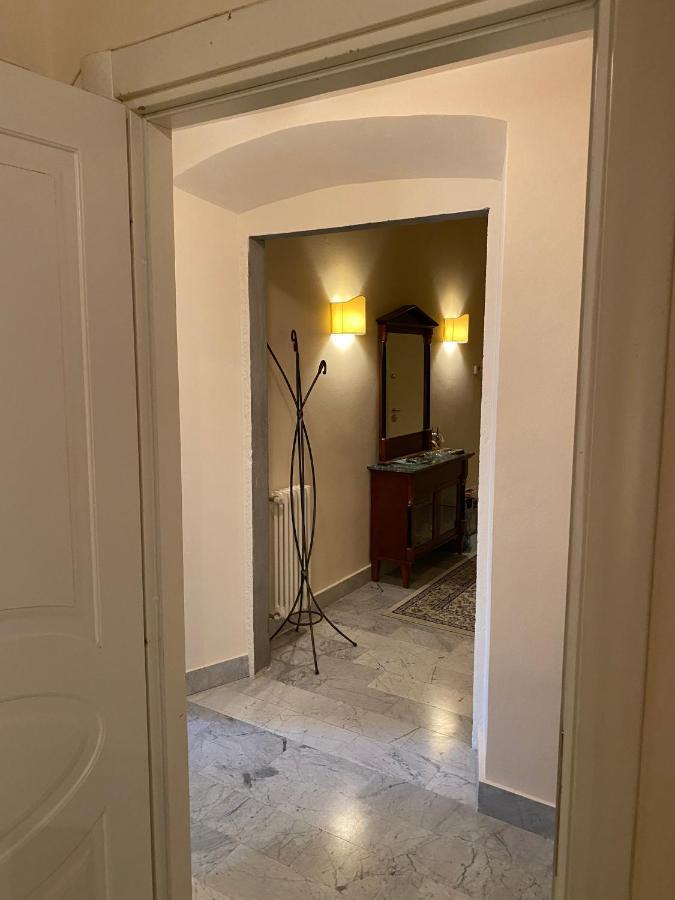 Renovated Apartment With 3 Bedrooms In An Historic Palazzo Between Port And Old Town Livorno Exteriér fotografie