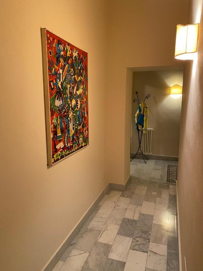 Renovated Apartment With 3 Bedrooms In An Historic Palazzo Between Port And Old Town Livorno Exteriér fotografie
