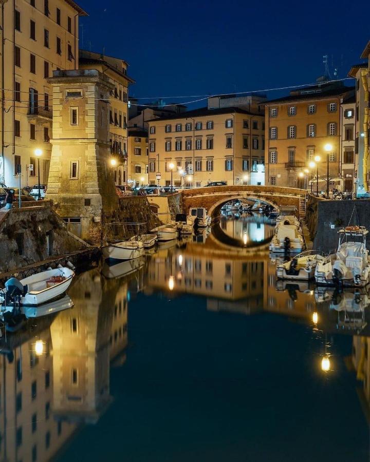 Renovated Apartment With 3 Bedrooms In An Historic Palazzo Between Port And Old Town Livorno Exteriér fotografie